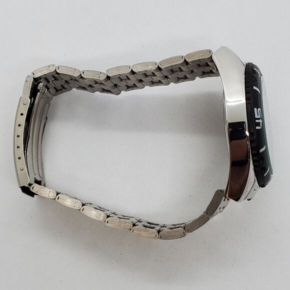 Men's Watch 41MM White Dial Black Bezel Gray Bracelet Band 8.5" New Battery - Picture 9 of 9